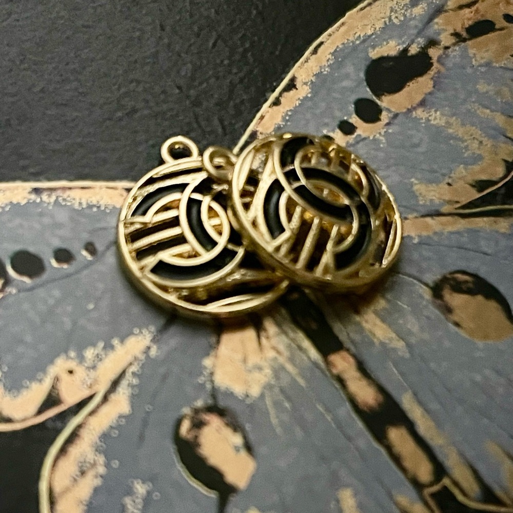 Chanel Zipper Pull
